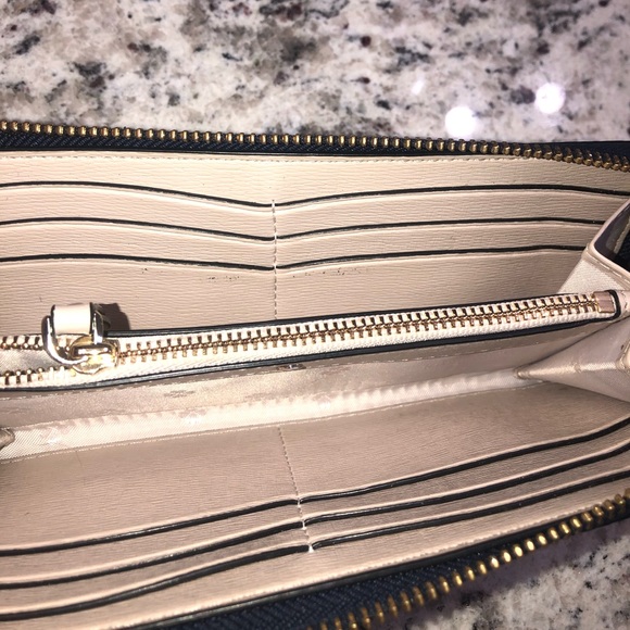 Kate Spade Navy Wallet - Picture 3 of 5